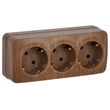 купить Глори дуб розетка открытая 3-мест заземление IP20 в Пензе Глори дуб розетка открытая 3-мест заземление IP20