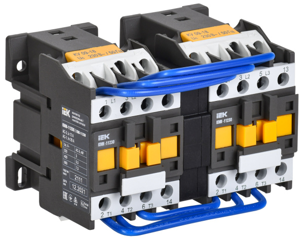 купить Контактор 25А 220В 2НО КМИ-22530 IEK реверс в Пензе Контактор 25А 220В 2НО КМИ-22530 IEK реверс