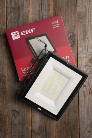 купить Прожектор свд 150Вт 6500К 12000лм черный IP65 110° Luma EKF  в Пензе Прожектор свд 150Вт 6500К 12000лм черный IP65 110° Luma EKF