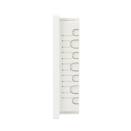 Бокс 24мод встраиваемый  белый белая дверь IP40 FRAME DKC