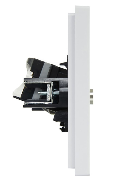 купить Фортепиано белый механизм RJ45+TV скрытая 2-ая кат.5е в Пензе Фортепиано белый механизм RJ45+TV скрытая 2-ая кат.5е